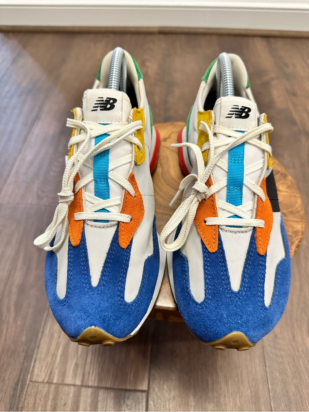 New Balance 327 ‘Multi Color Sneakers, Men’s Size 7 | Women’s 8.5